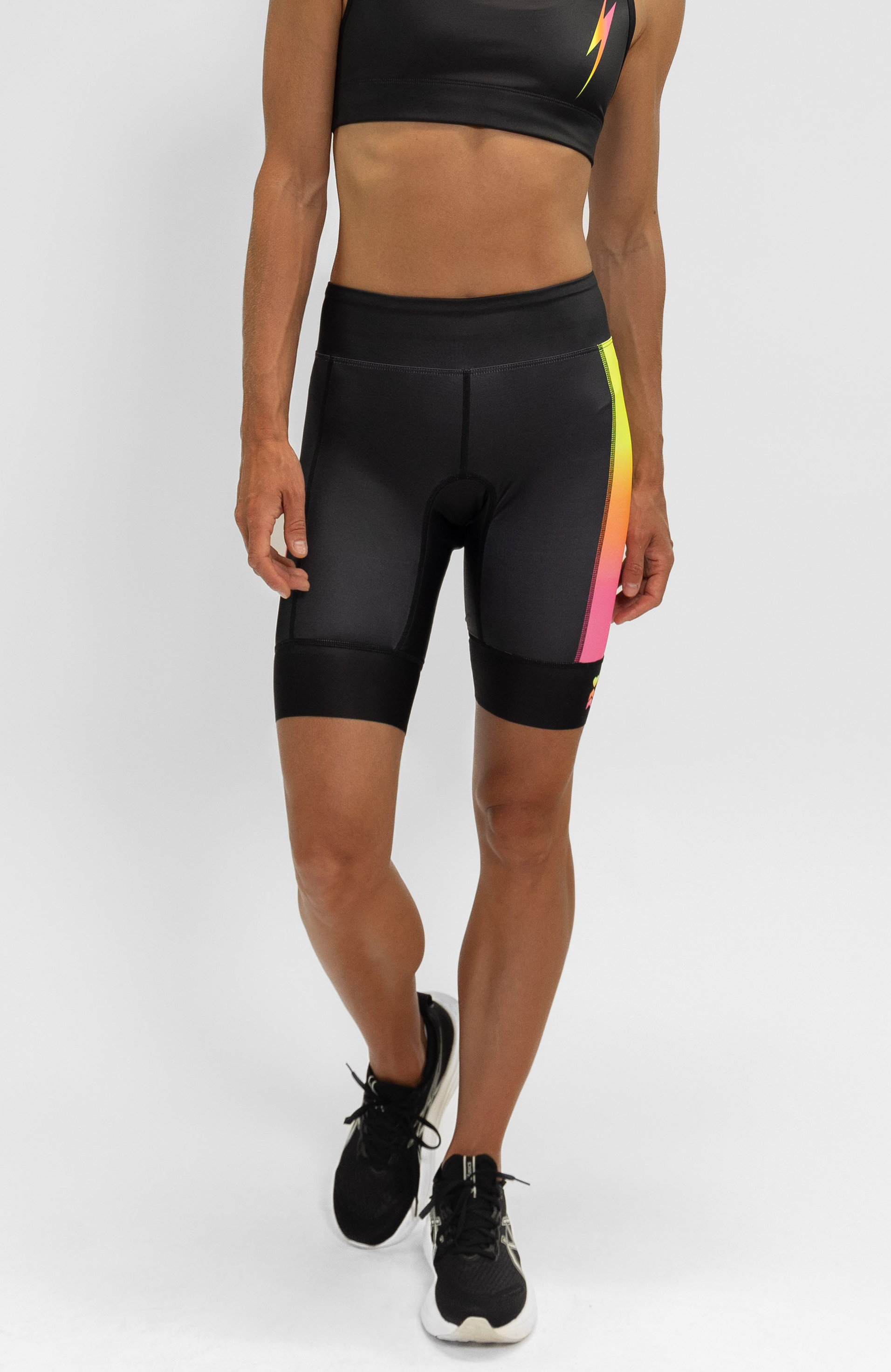 Coeur Sports 8 Inch Powerband Tri Short Women's 8" Triathlon Shorts in Voltage
