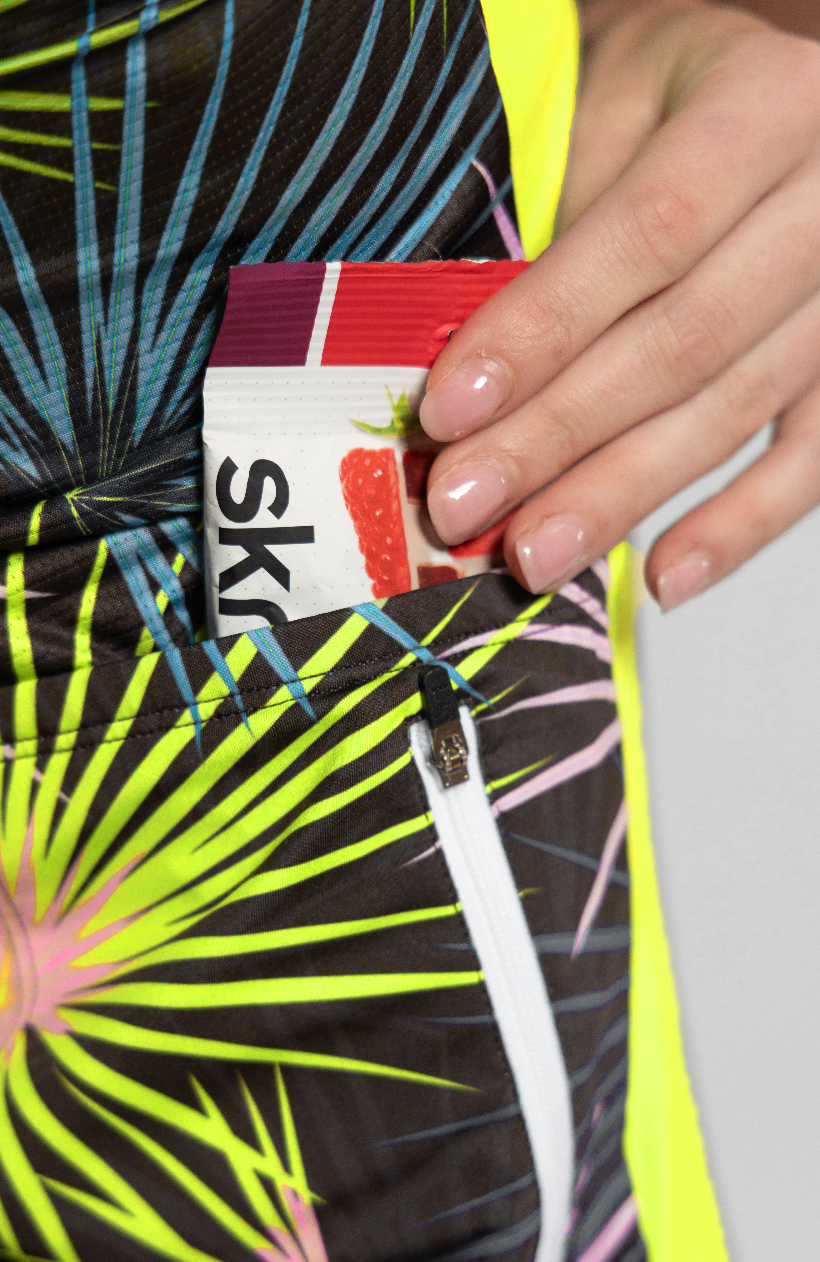 Coeur Sports Cycling Jersey Women's Cycling Jersey in Palm Party