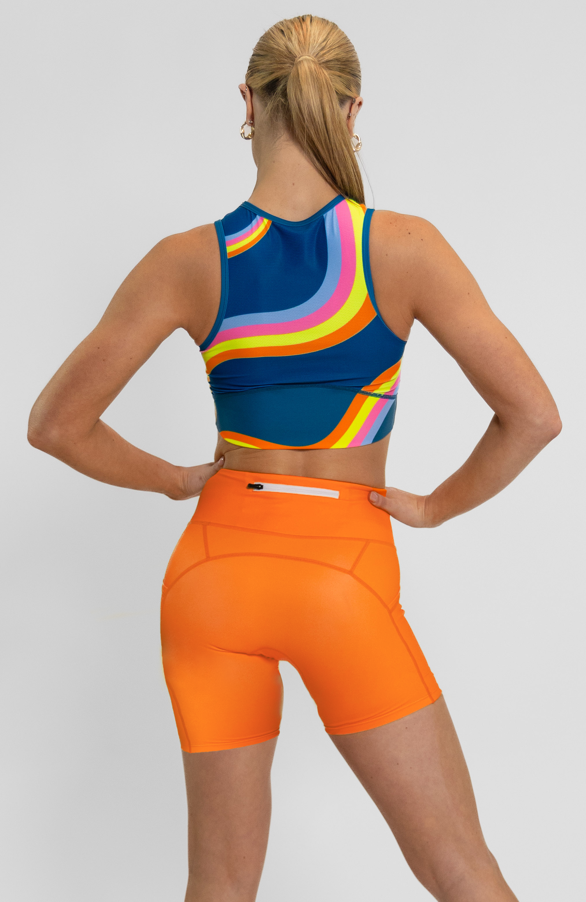 Coeur Sports Run Crop Top Running Tech Crop in Groovy