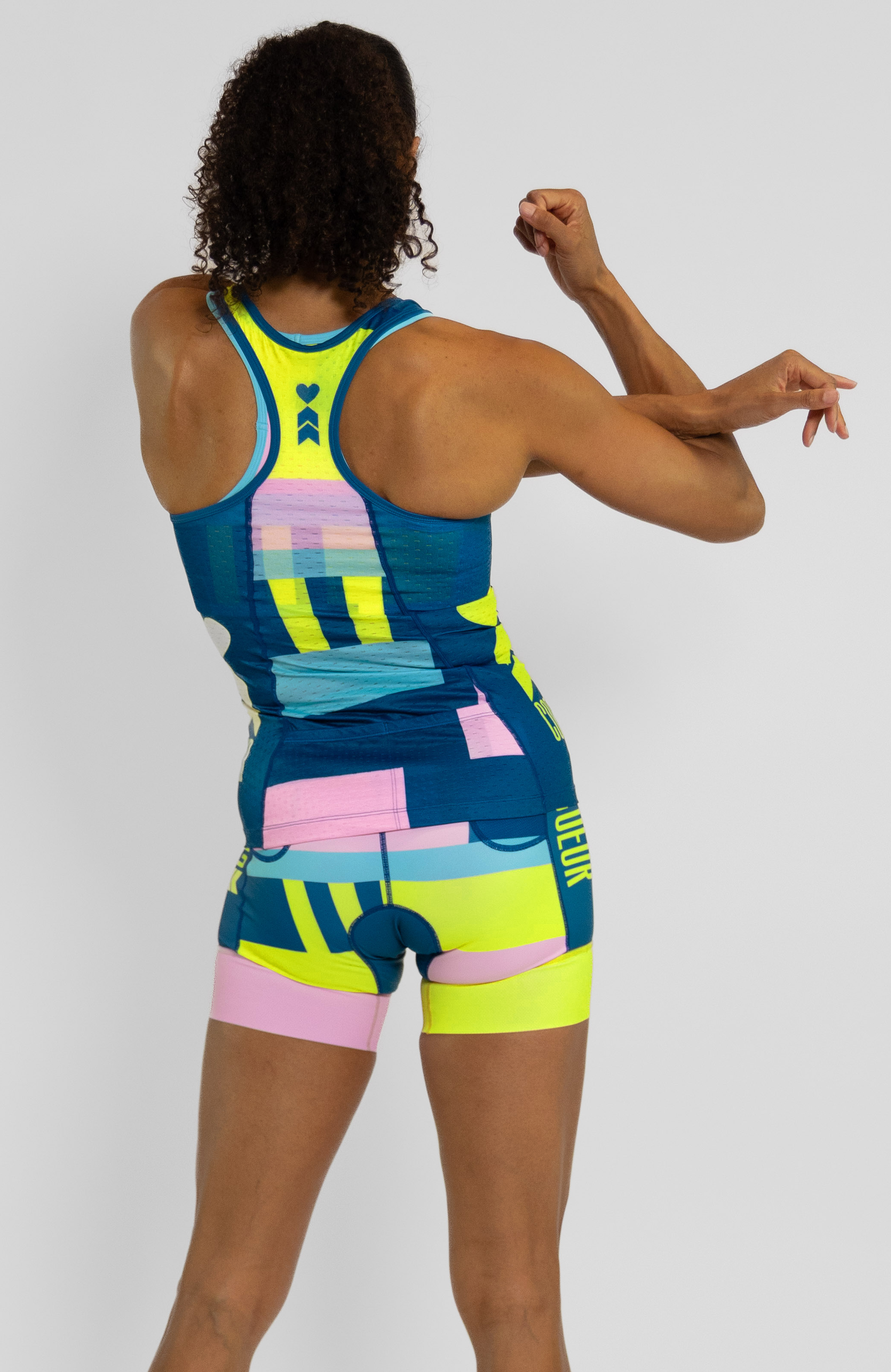 Coeur Sports Tri Tank Triathlon Tank Top with Shelf Bra in Flagship
