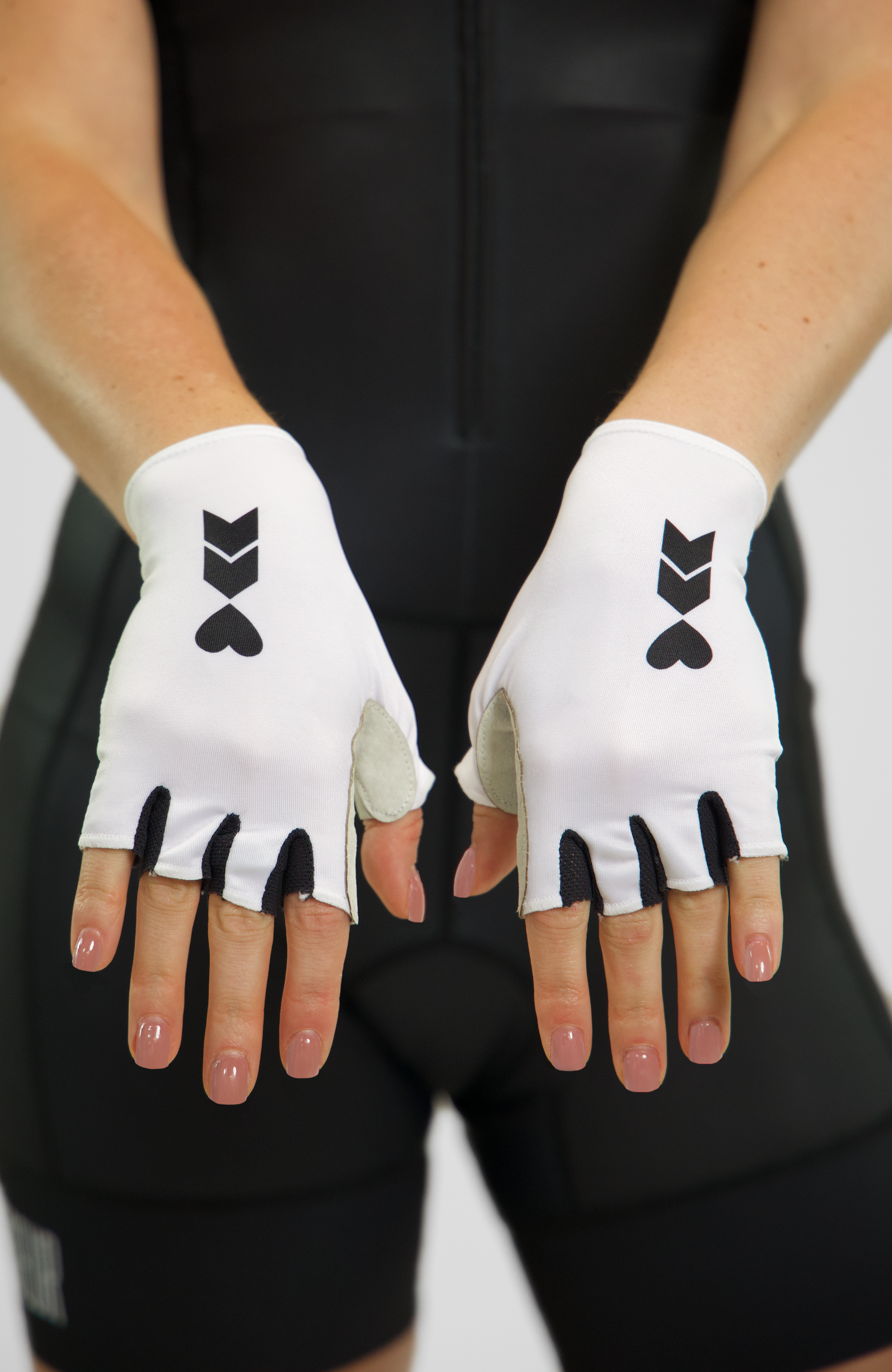 Coeur Sports White Versa Cycling Glove
